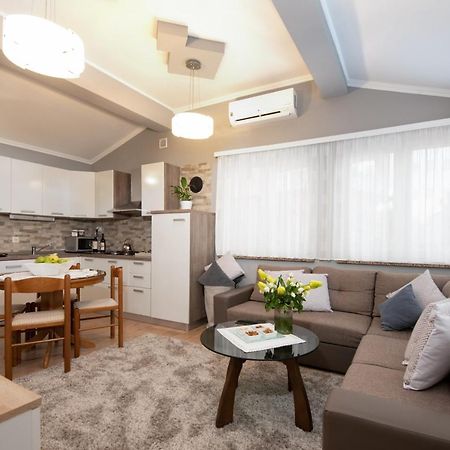 Apartman Slavica ริเยกา ภายนอก รูปภาพ