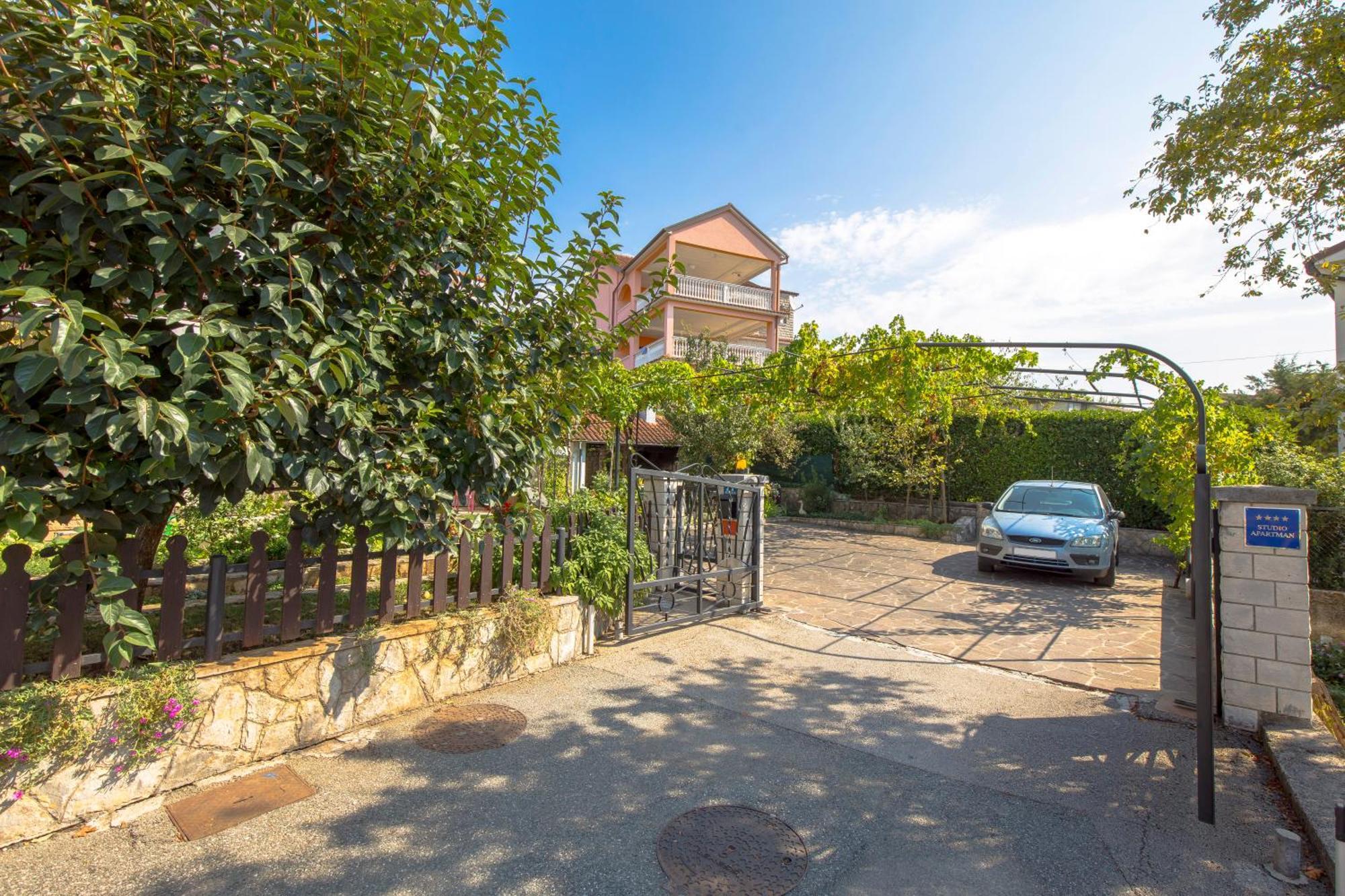 Apartman Slavica ริเยกา ภายนอก รูปภาพ